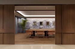 Bank Of Singapore Centre (D1), Office #555576171